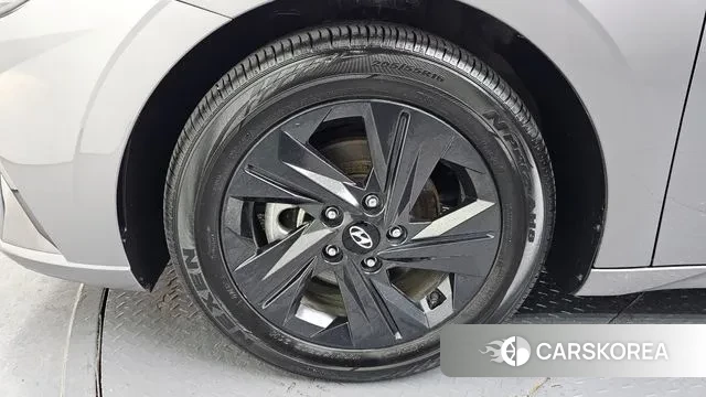 Hyundai Avante Hybrid (CN7) id 3771271 из Кореи 15