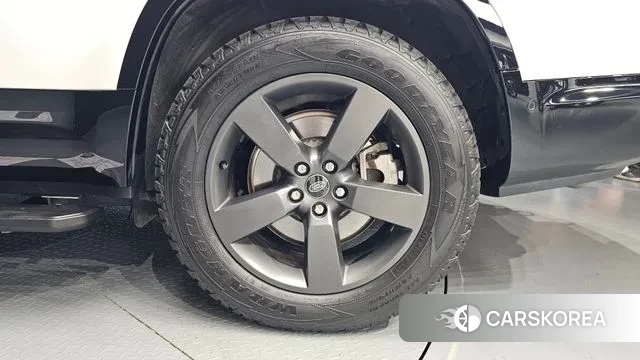 Land Rover Defender (L663) id 2900001 из Кореи 15