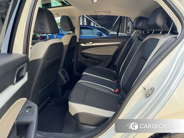 Volkswagen Golf id 4278271 из Китая 12