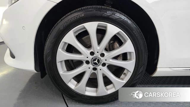 Mercedes-Benz E-Class W213 id 3893649 из Кореи 15