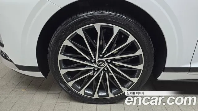 Hyundai Grandeur Hybrid (GN7) id 2443992 из Кореи 15