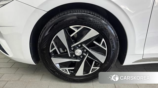 Hyundai The New Grandeur IG Hybrid id 4549788 из Кореи 30