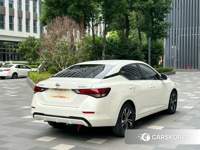 Nissan Xuan Yi 2022 Белый из Китая, фото 6