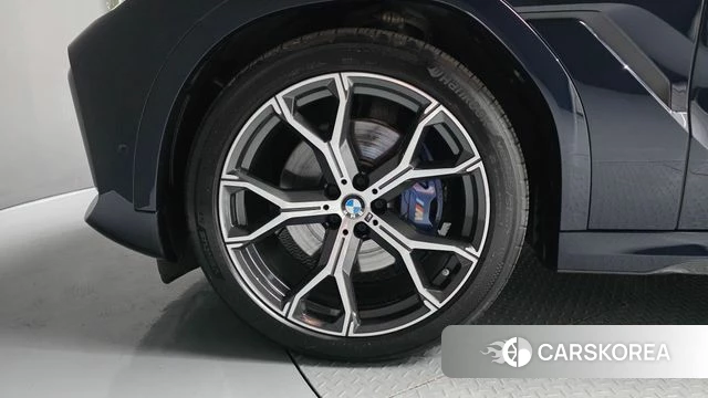 BMW X6 (G06) id 4541603 из Кореи 29