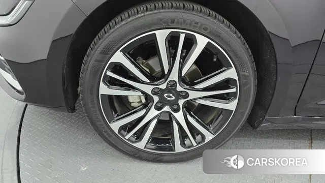 Renault Korea (Samsung) The New SM6 id 3567309 из Кореи 15