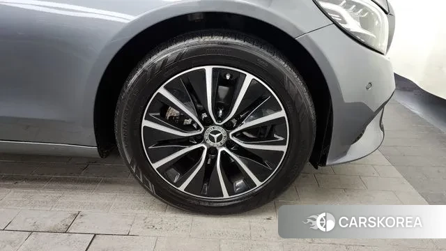 Mercedes-Benz C-Class W205 id 3573659 из Кореи 15
