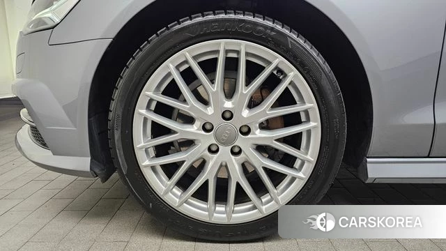 Audi New A6 id 4530983 из Кореи 15