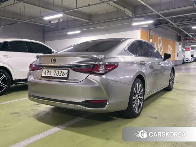 Lexus ES300h 7th generation id 3423048 из Кореи 15