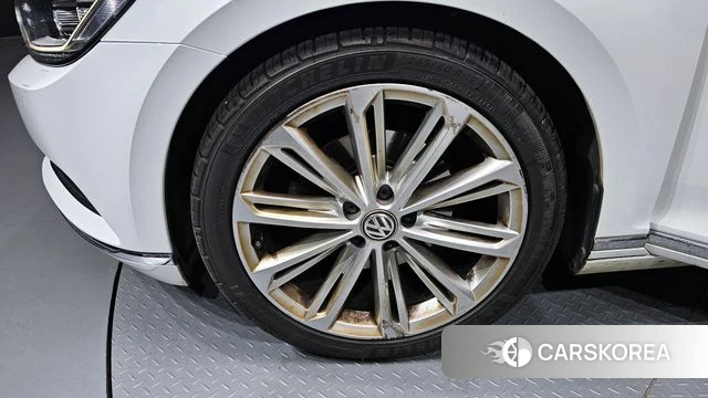 Volkswagen Passat GT (B8) id 3845598 из Кореи 15