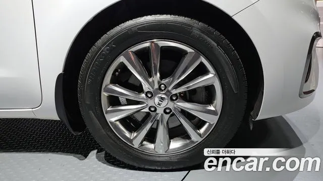 Kia The New Carnival id 2682578 из Кореи 15