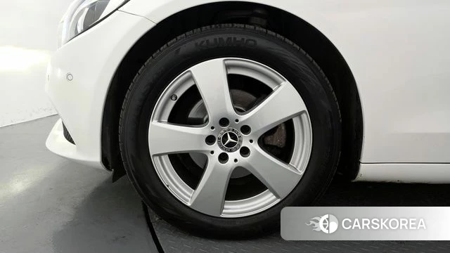 Mercedes-Benz C-Class W205 id 4363562 из Кореи 15