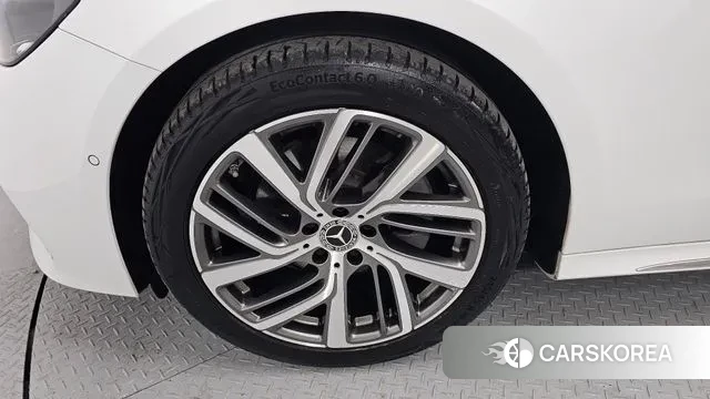 Mercedes-Benz E-Class W214 id 2993045 из Кореи 15