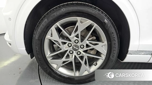 Genesis GV70 id 3898061 из Кореи 15