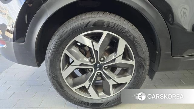Kia Sportage The Bold id 4698748 из Кореи 25