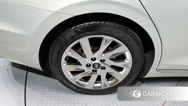 Hyundai The New Grandeur IG Hybrid id 3443493 из Кореи 15