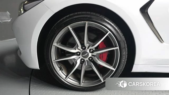 Genesis G70 id 4596268 из Кореи 27