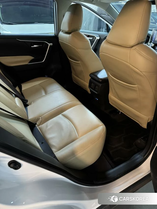 Toyota RAV4 Rongfang 2022 Белый из Китая, фото 5