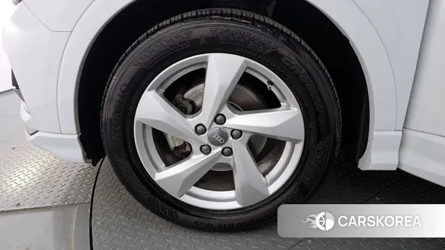 Audi Q3 (F3) id 3004141 из Кореи 15