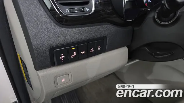 Kia The New Carnival id 2660978 из Кореи 15