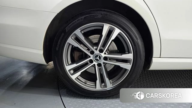 Mercedes-Benz E-Class W213 id 4444437 из Кореи 27