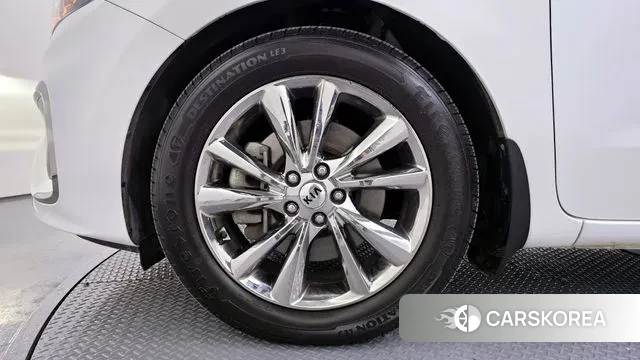 Kia The New Carnival id 3582773 из Кореи 15