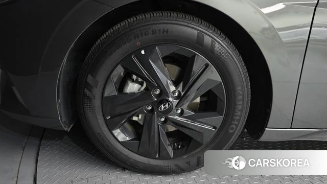 Hyundai Avante Hybrid (CN7) id 4281823 из Кореи 15