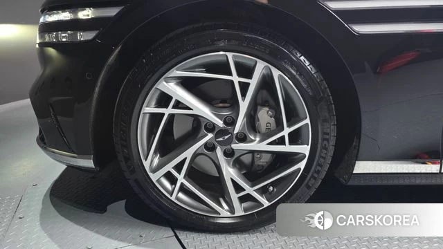 Genesis G90 (RS4) id 4354455 из Кореи 33