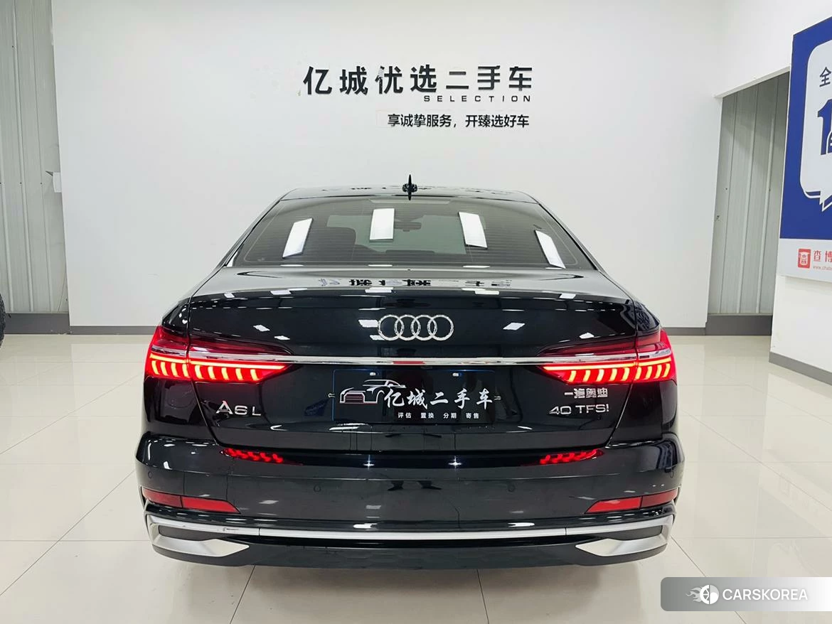 Audi A6L id 4492764 из Китая 9