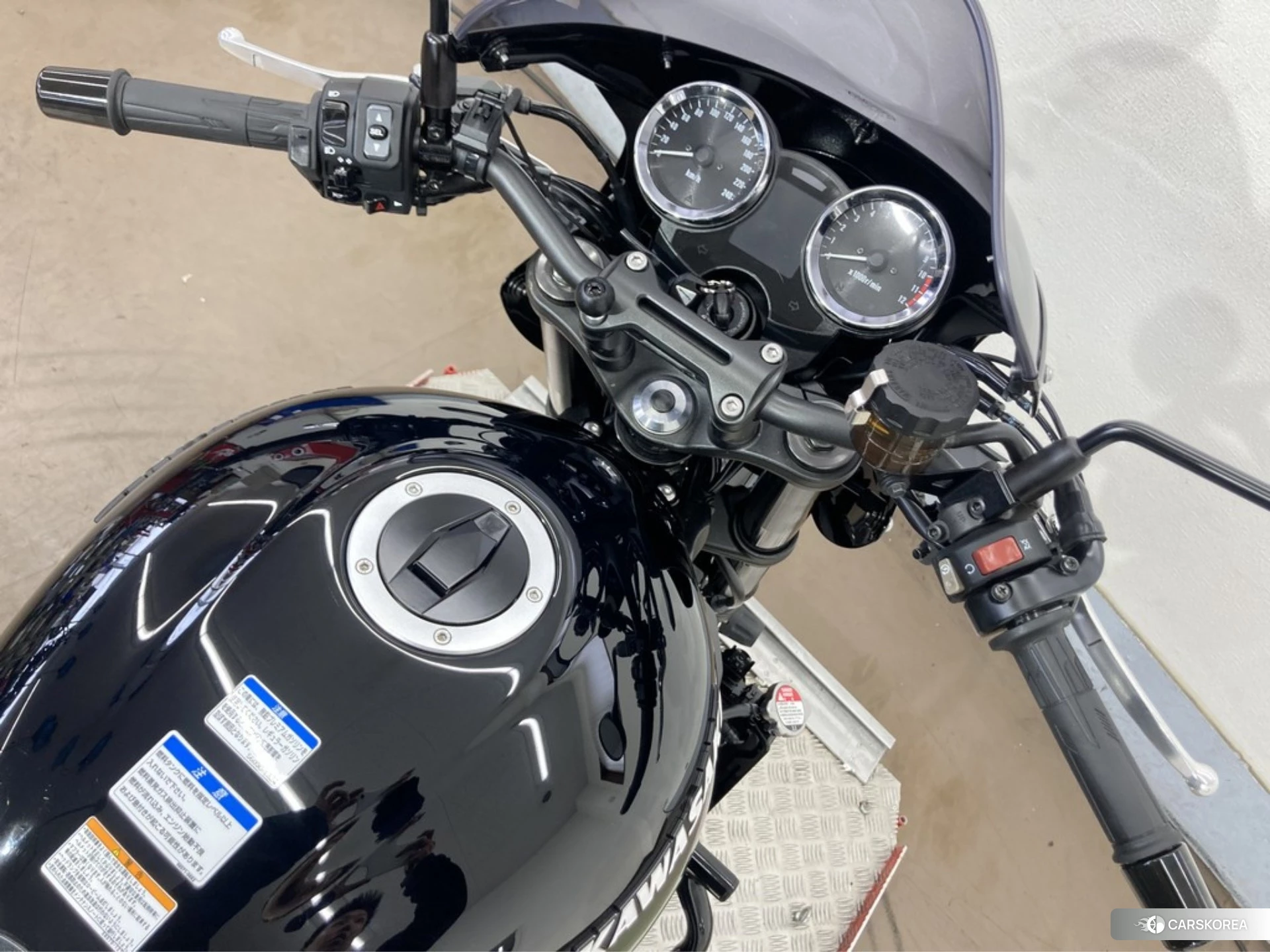 Kawasaki Z900RS CAFE id 3950487 из Японии 26