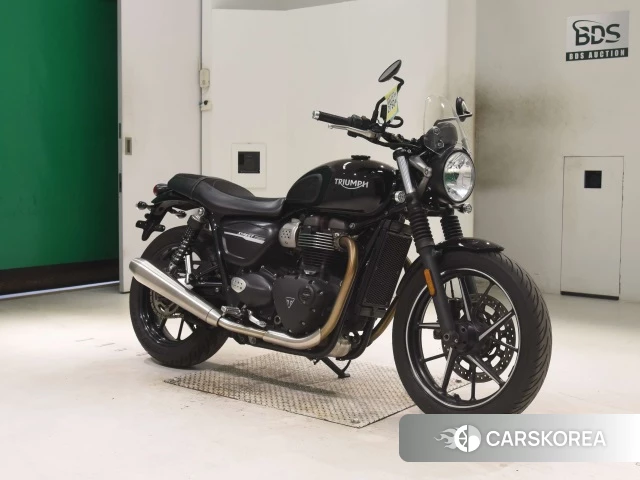 Triumph STREET TWIN 2019 из Японии, фото 4