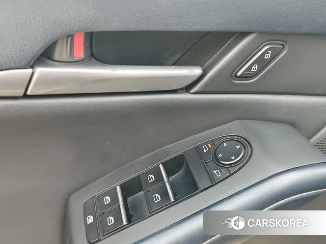 Mazda CX-30 id 4263389 из Китая 16