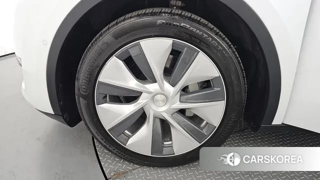 Tesla Model Y id 3154599 из Кореи 15