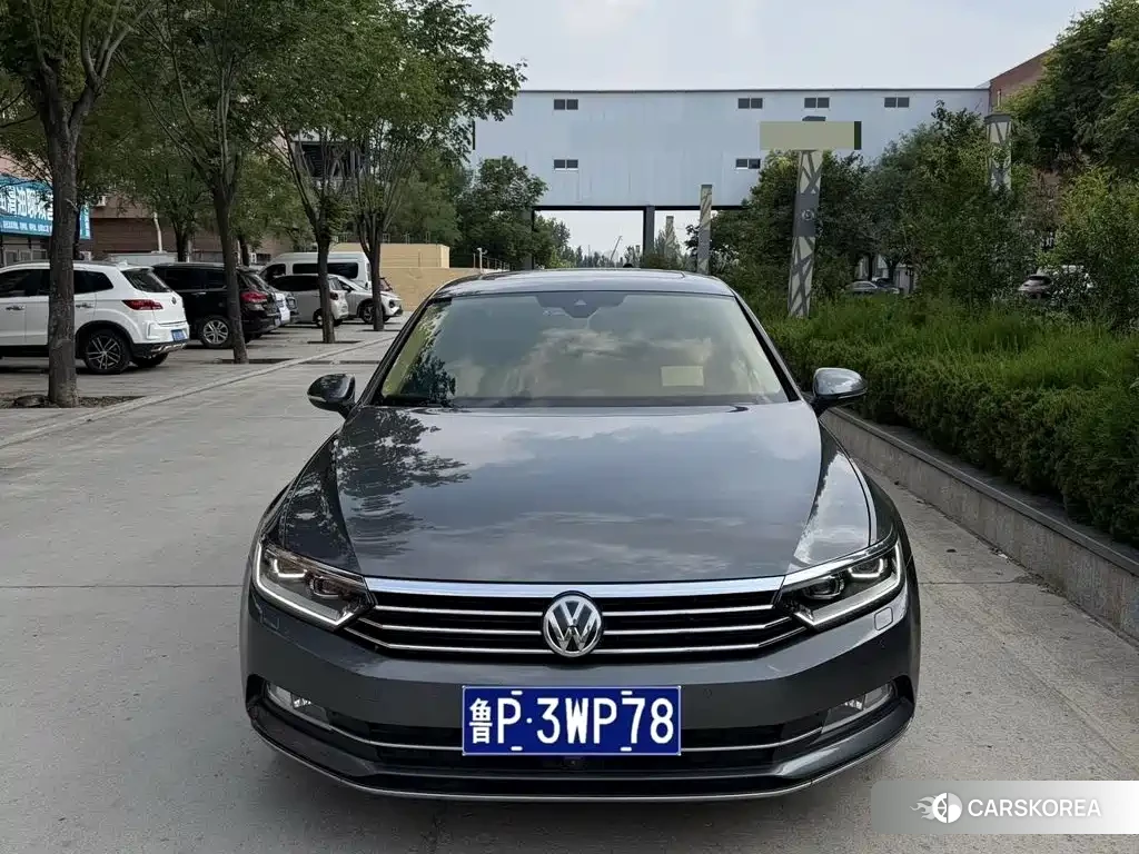 Volkswagen Magotan 2020 Silver/gray из Китая, фото 5