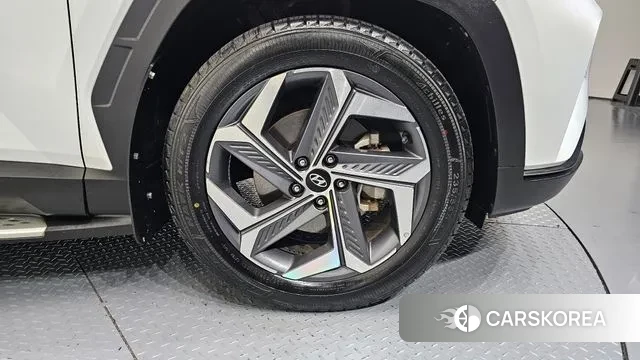 Hyundai Tucson (NX4) id 3454182 из Кореи 15