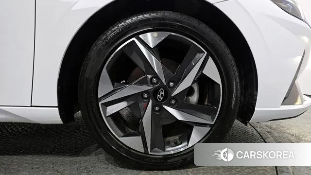 Hyundai Avante (CN7) id 3576626 из Кореи 15