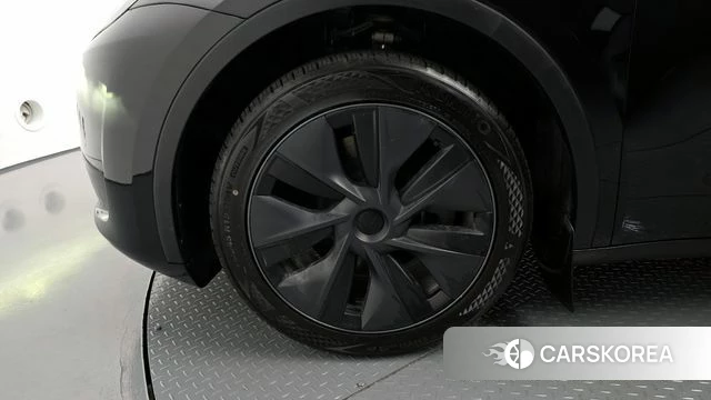Tesla Model Y id 3889197 из Кореи 15