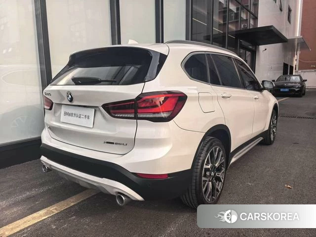 BMW X1 2022 Белый из Китая, фото 5