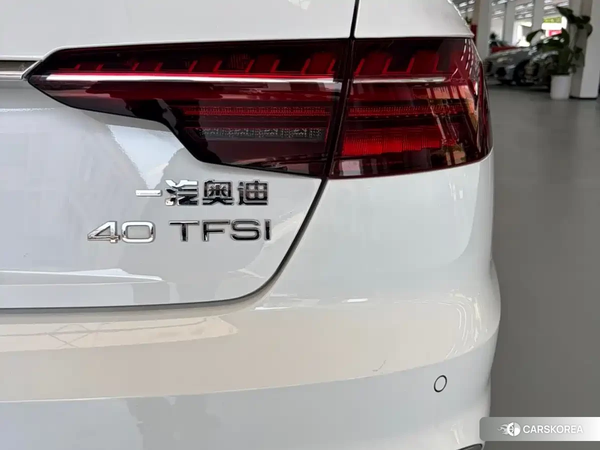 Audi A4L id 4628051 из Китая 12