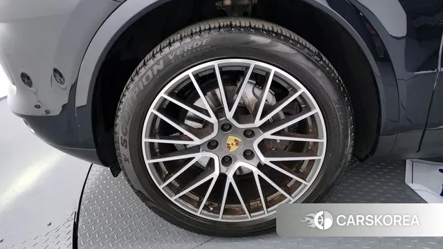 Porsche Cayenne (PO536) id 3562069 из Кореи 15