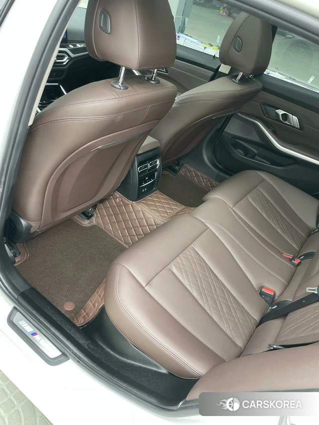 BMW 3 series id 4348418 из Китая 20