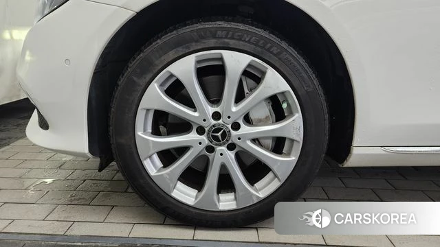 Mercedes-Benz E-Class W213 id 4615567 из Кореи 15