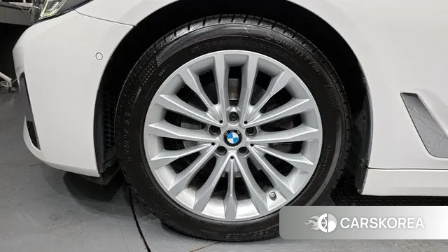 BMW 5 Series (G30) id 3518748 из Кореи 15