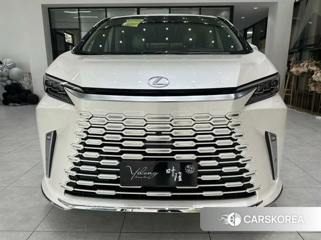 Lexus LM id 4239536 из Китая 12