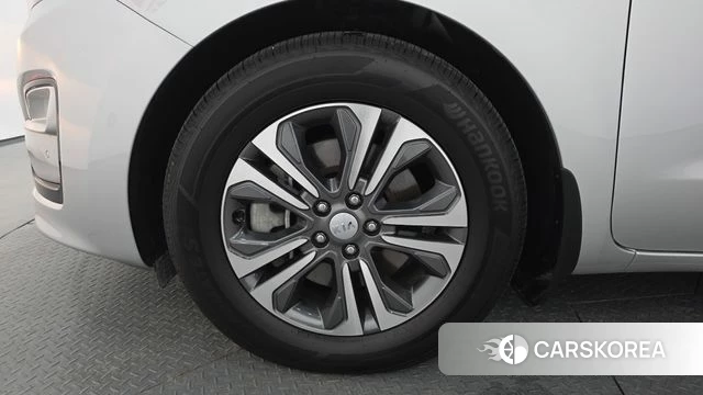 Kia The New Carnival id 4759638 из Кореи 15