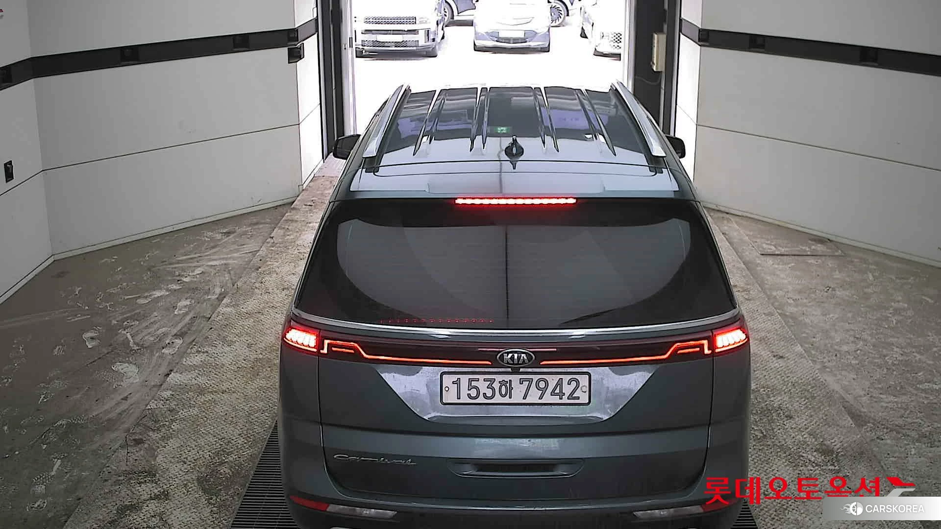 Kia Carnival id 3888379 из Кореи 33