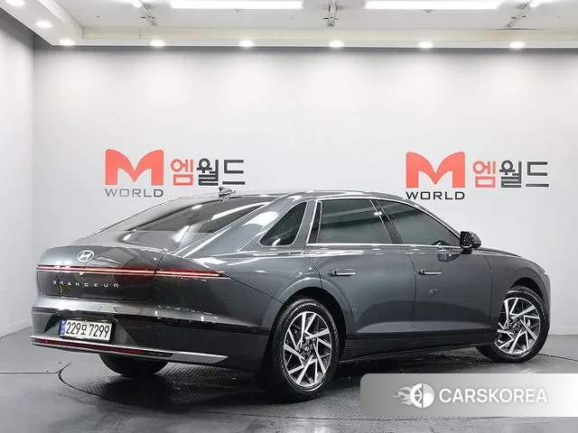 Hyundai Grandeur (GN7) id 3353356 из Кореи 15