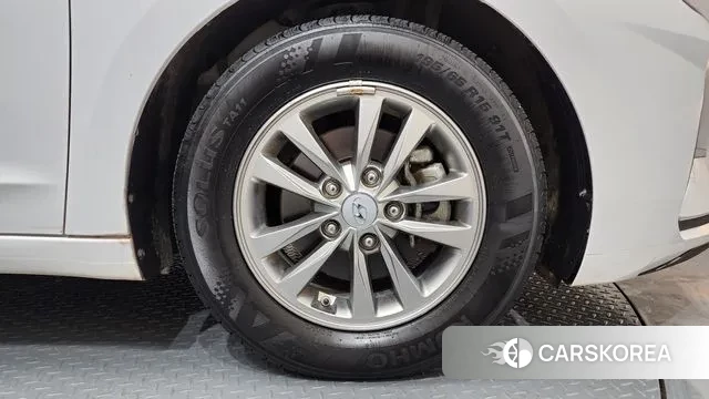 Hyundai The New Avante AD id 3728443 из Кореи 15