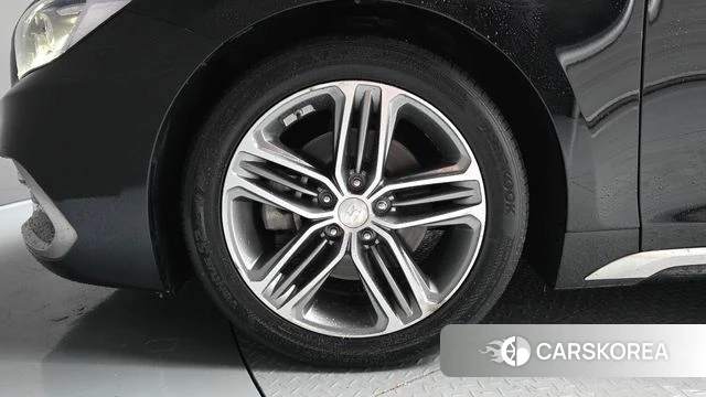 Hyundai Grandeur IG id 4552107 из Кореи 28
