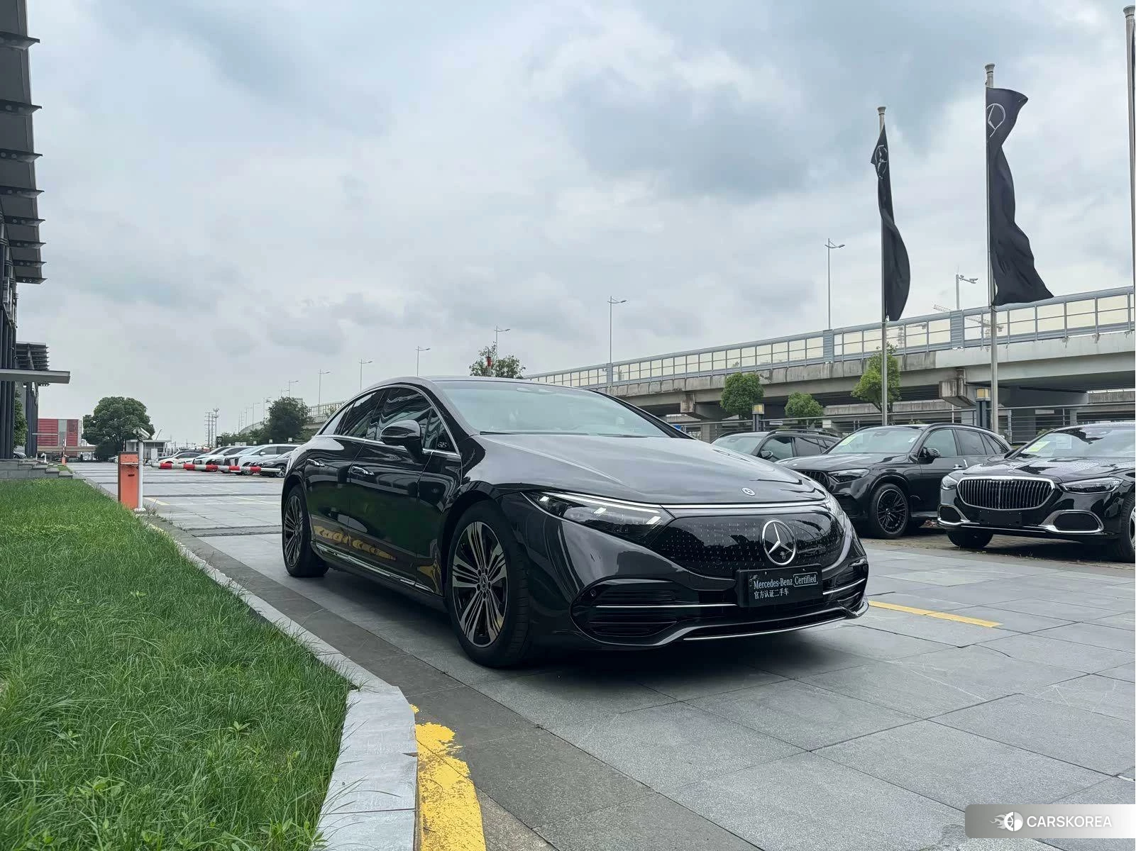 Mercedes-Benz EQS id 4487353 из Китая 10