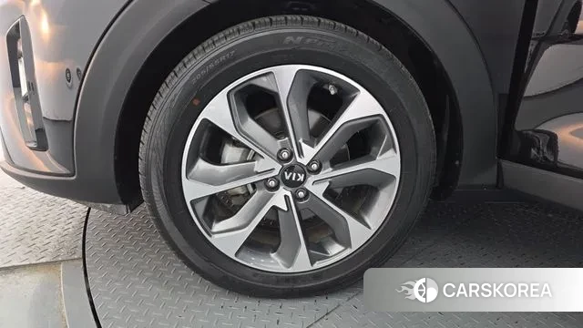 Kia Stonic id 3766776 из Кореи 15